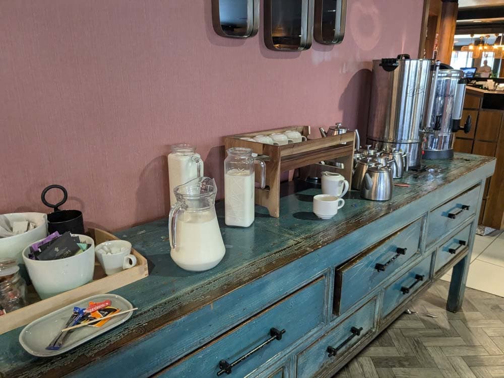 Tea and coffee self serve area