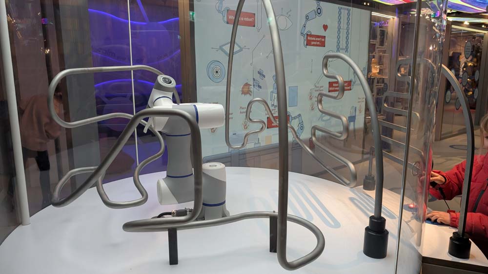 Robotic arm 